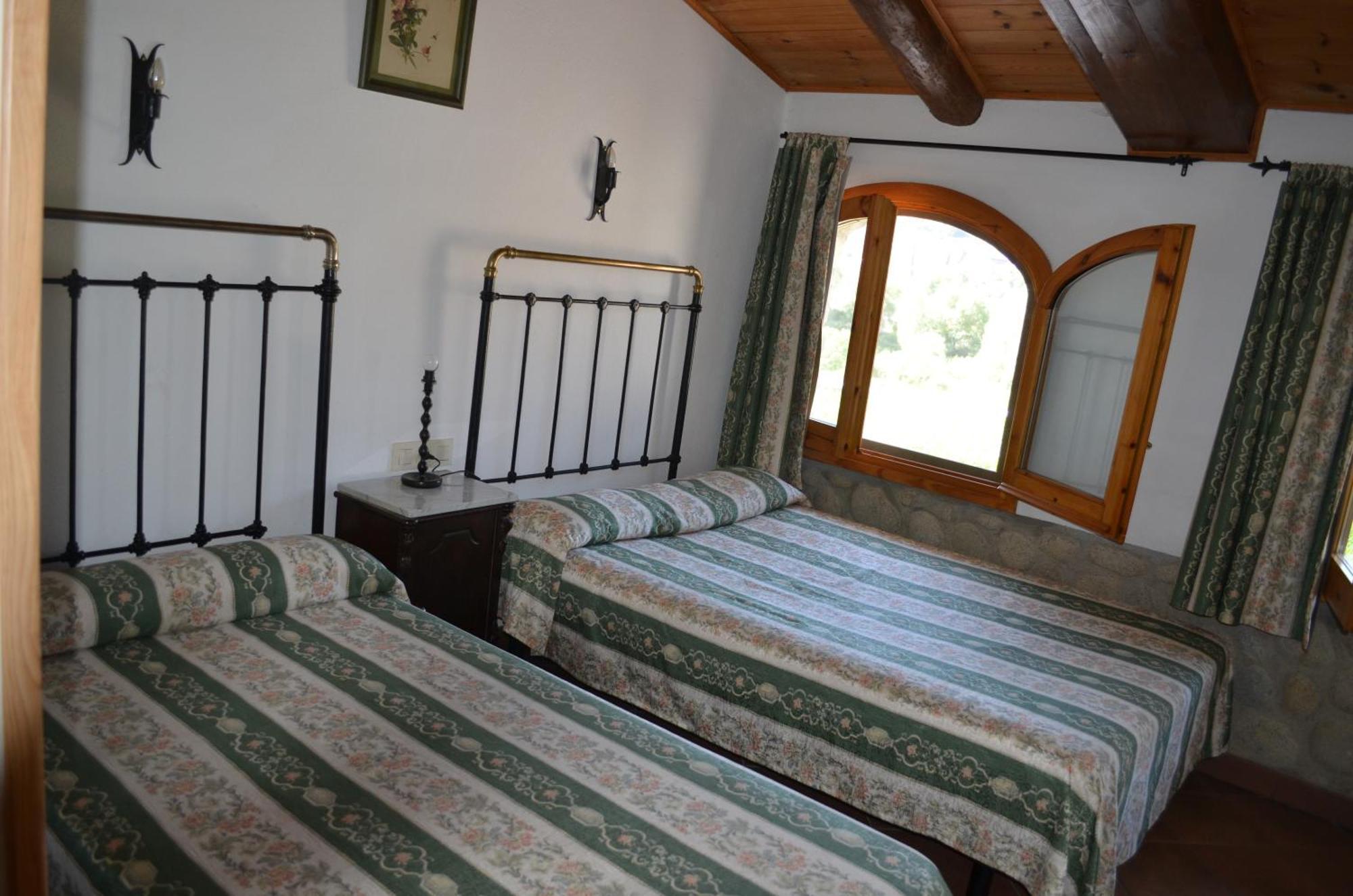 Casa Rural La Vall Del Cadi Ла-Сеу-д'Уржель Екстер'єр фото
