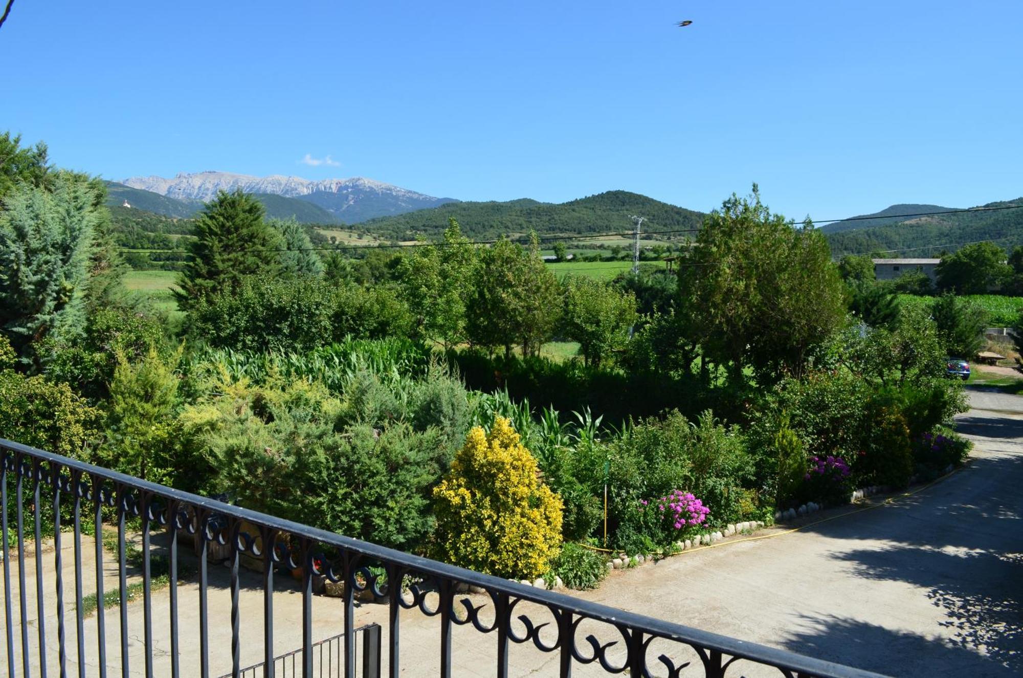 Casa Rural La Vall Del Cadi Ла-Сеу-д'Уржель Екстер'єр фото