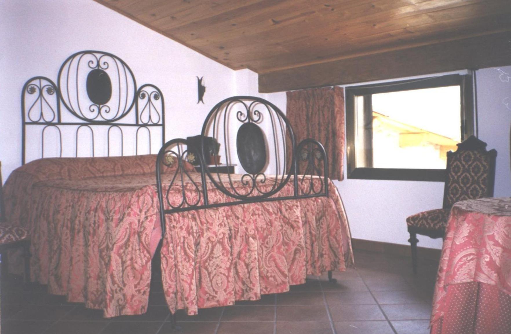 Casa Rural La Vall Del Cadi Ла-Сеу-д'Уржель Екстер'єр фото