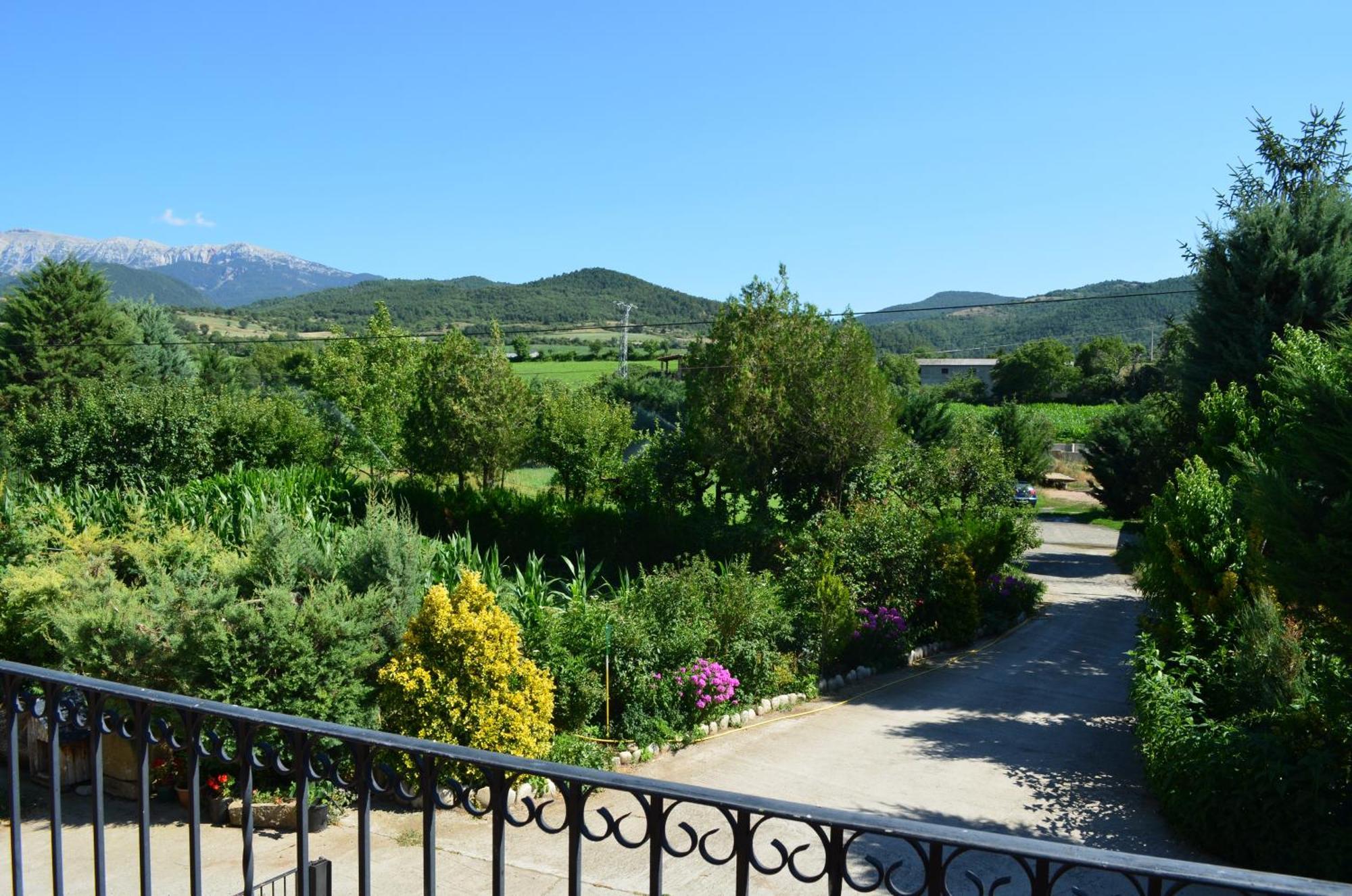 Casa Rural La Vall Del Cadi Ла-Сеу-д'Уржель Екстер'єр фото